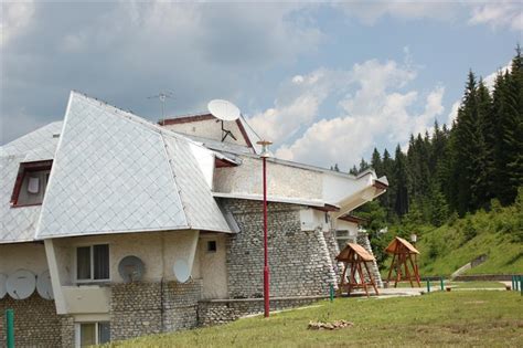 vidra parc cazare|Vilele Vidra Voineasa, Romania